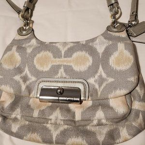 Coach Kristin Op Art Signature Hobo Hand/Crossbody Purse